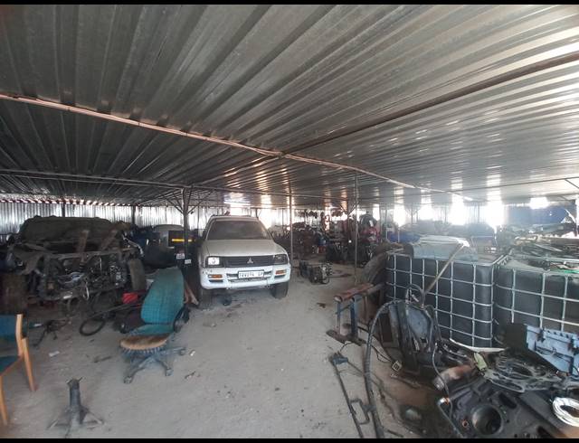 2,400M² WAREHOUSE TO LET IN ANDERBOLT